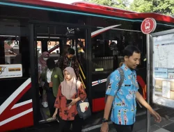 Warga Bekasi Habiskan Rp 1 Juta per Bulan untuk Transportasi ke Jakarta