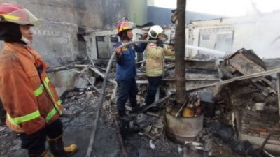 Showroom di Bekasi Kebakaran Akibat Korslet, 10 Sepeda Listrik Hangus